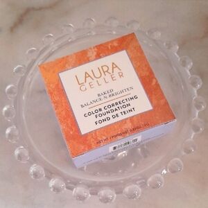 Laura Geller Baked Balance-n-Brighten Foundation NIB